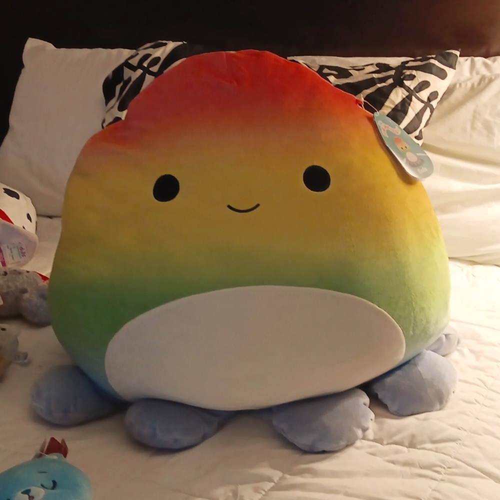 NWT ELODIE GIANT SQUISHMALLOW RAINBOW 🌈 COLORS OCTOPUS BUTTER SOFT COMFORT 😋